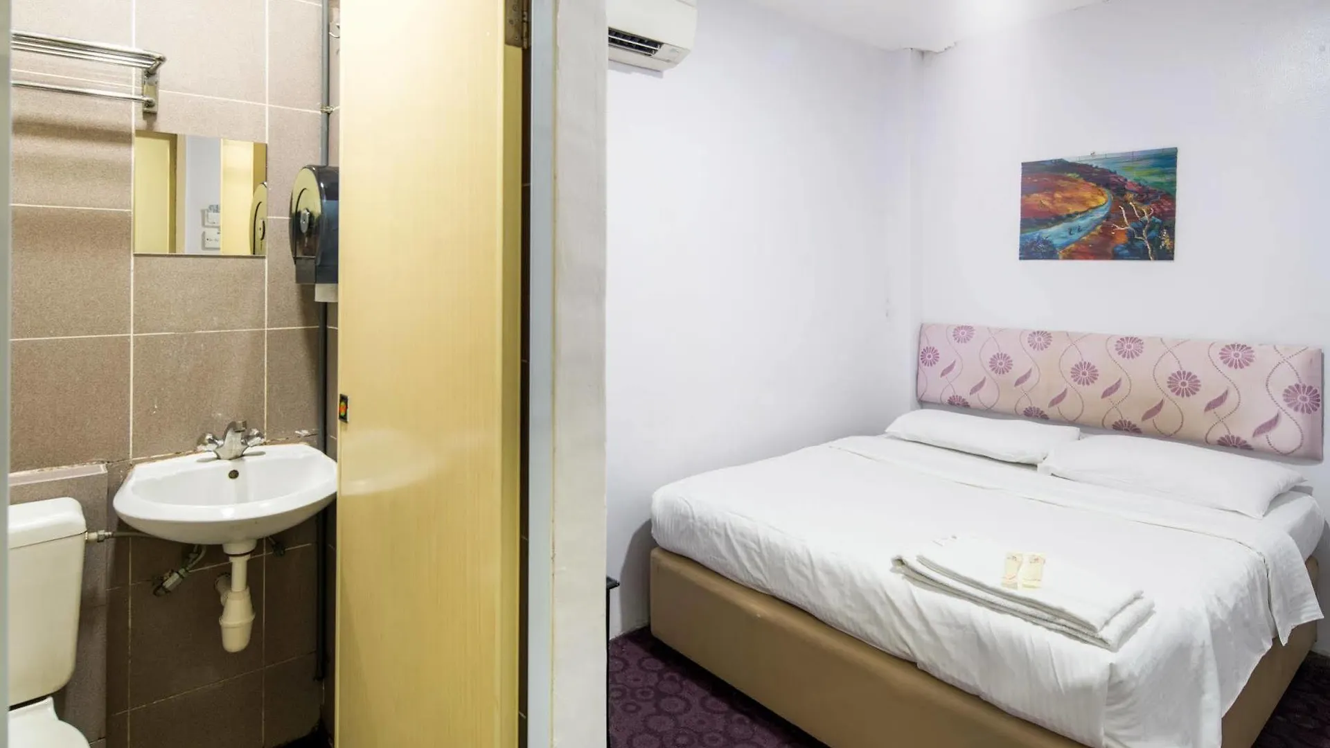 Meriton Hotel Singapore